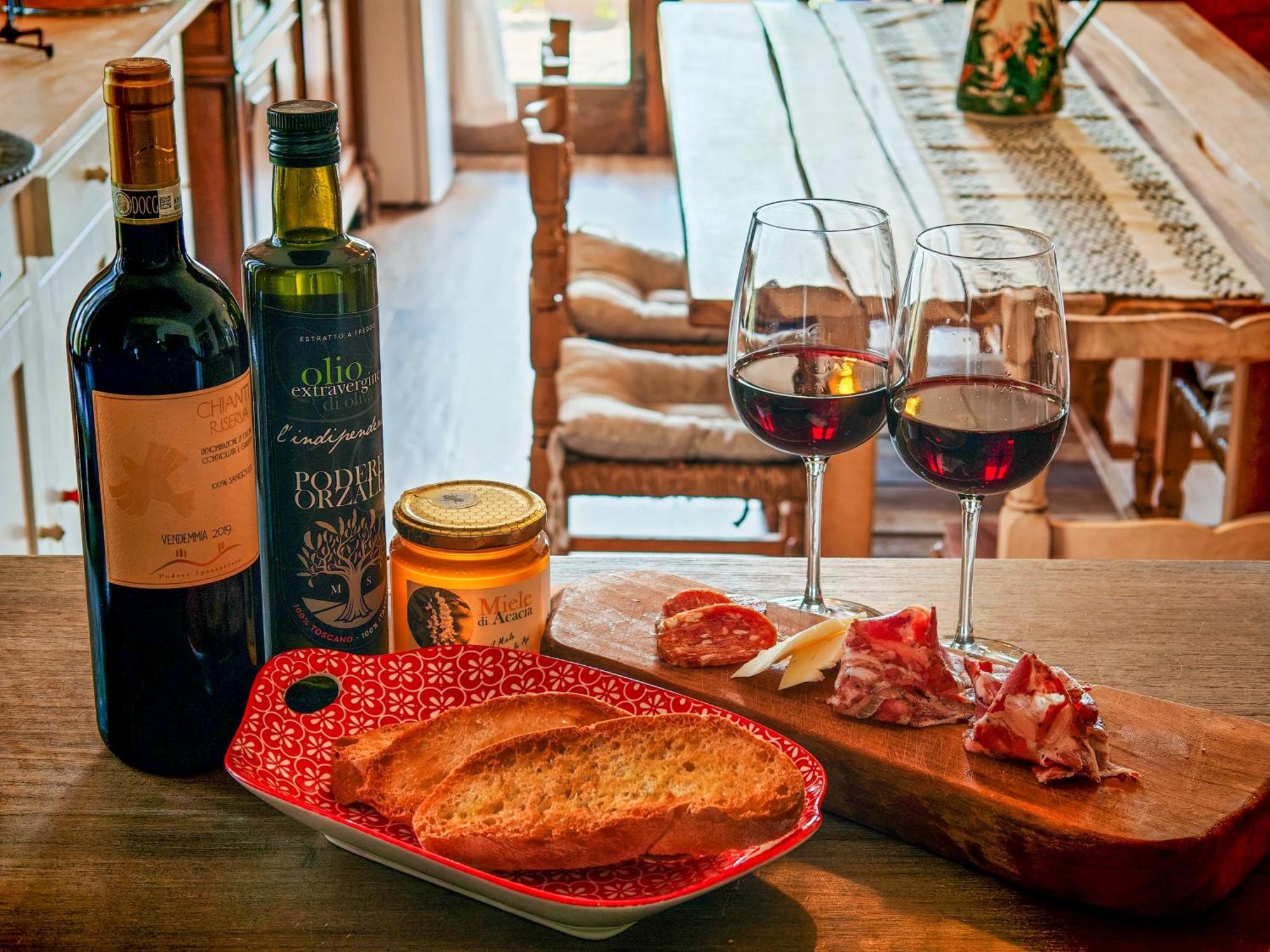 Podere Orzale Hospitality & Quarter Horses Usigliano Buitenkant foto